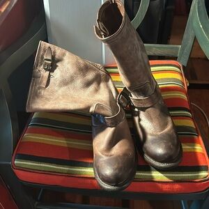 Veronica Frye boot excellent condition